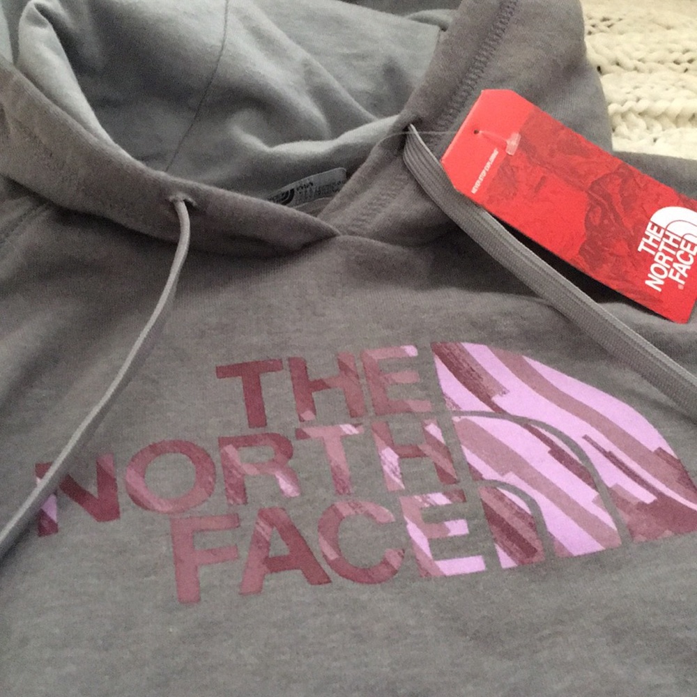 NWT Women's Med Grey North Face Hooded Sweatshirt